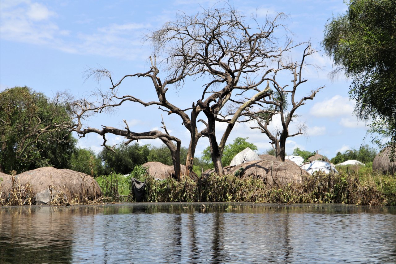 Viele Gemeinschaften sind weiterhin nicht genügend vor den wachsenden Risiken des Klimawandels geschützt, weil die Hilfemassnahmen dem Bedarf nicht gewachsen sind». Léo Lysandre Tremblay, Projektmanager für Klima und Umwelt. Foto: Südsudan, 2020