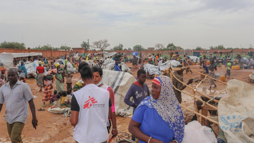 La Population Du Burkina Faso Prise Au Piège De La Violence Et Des ...